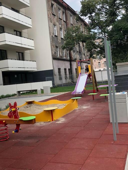Apartament, Free Parking, Blisko Rynek-Dworzec Pkp-Pks, Sklepy Breslau Exterior foto